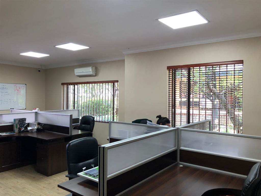 501  m² Commercial space in Woodmead photo number 14