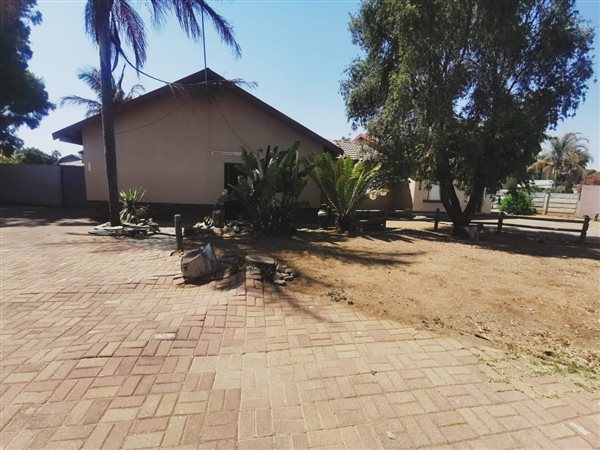 3 Bedroom House 3 Bedroom House