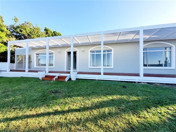 4 Bedroom House 4 Bedroom House