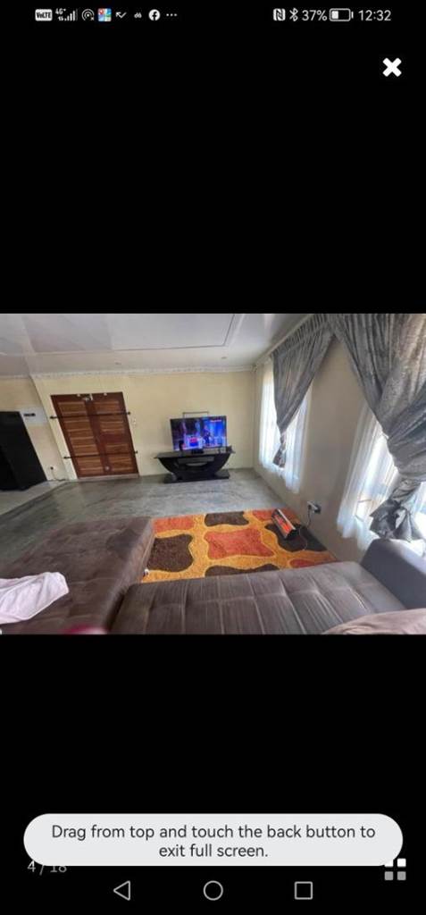 4 Bed House in Naturena photo number 4