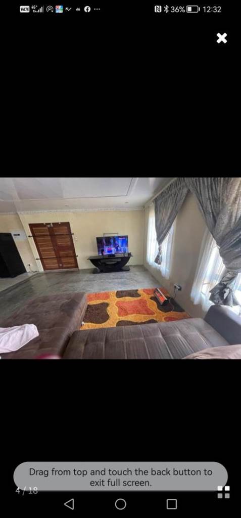 4 Bed House in Naturena photo number 5
