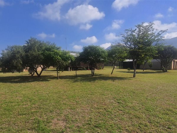 1.5 ha Smallholding 1.5 ha Smallholding