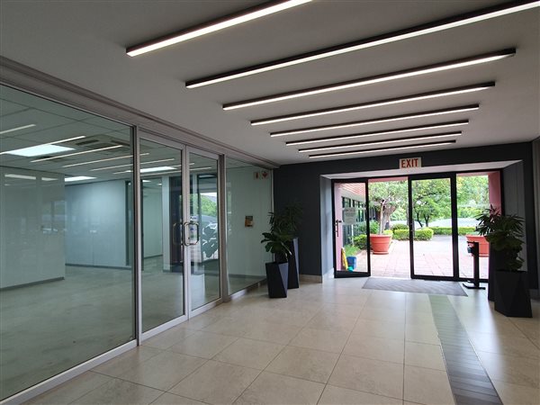763  m² Commercial space in Bryanston