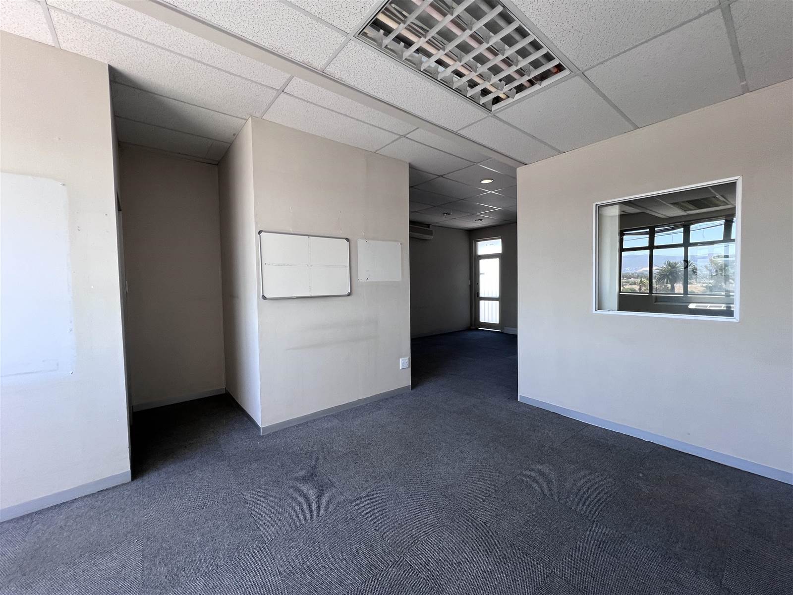 60  m² Commercial space in Century City photo number 9