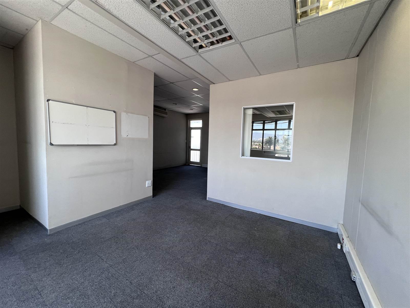 60  m² Commercial space in Century City photo number 8