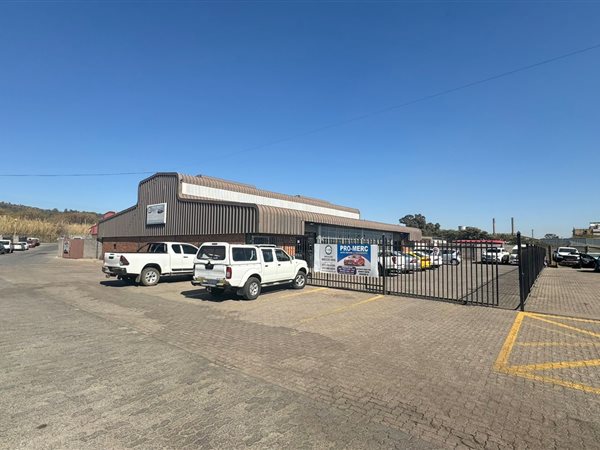 497  m² Industrial space