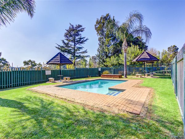 2 Bedroom Townhouse 2 Bedroom Townhouse