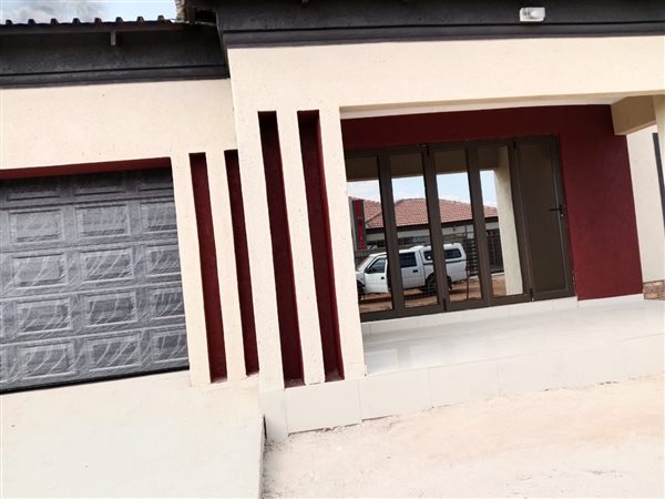 3 Bedroom House 3 Bedroom House