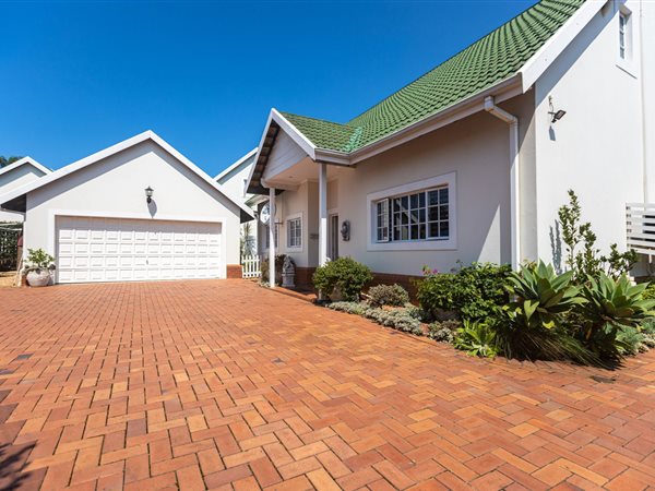3 Bedroom Townhouse 3 Bedroom Townhouse