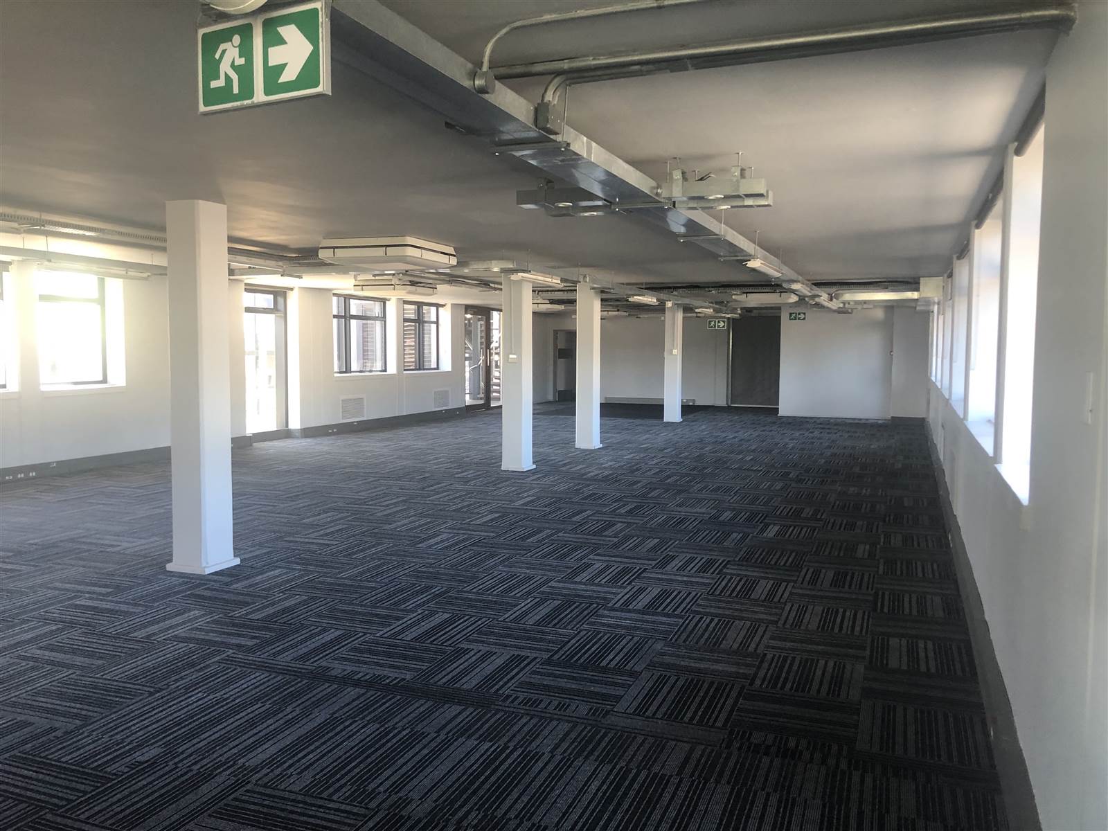 685  m² Commercial space in Westville photo number 3