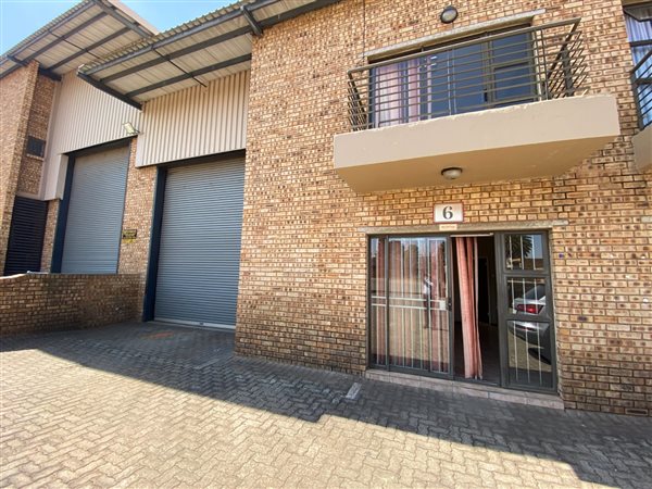 279  m² Industrial space