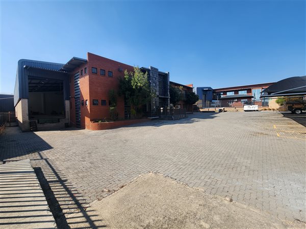 1311  m² Industrial space in North Riding