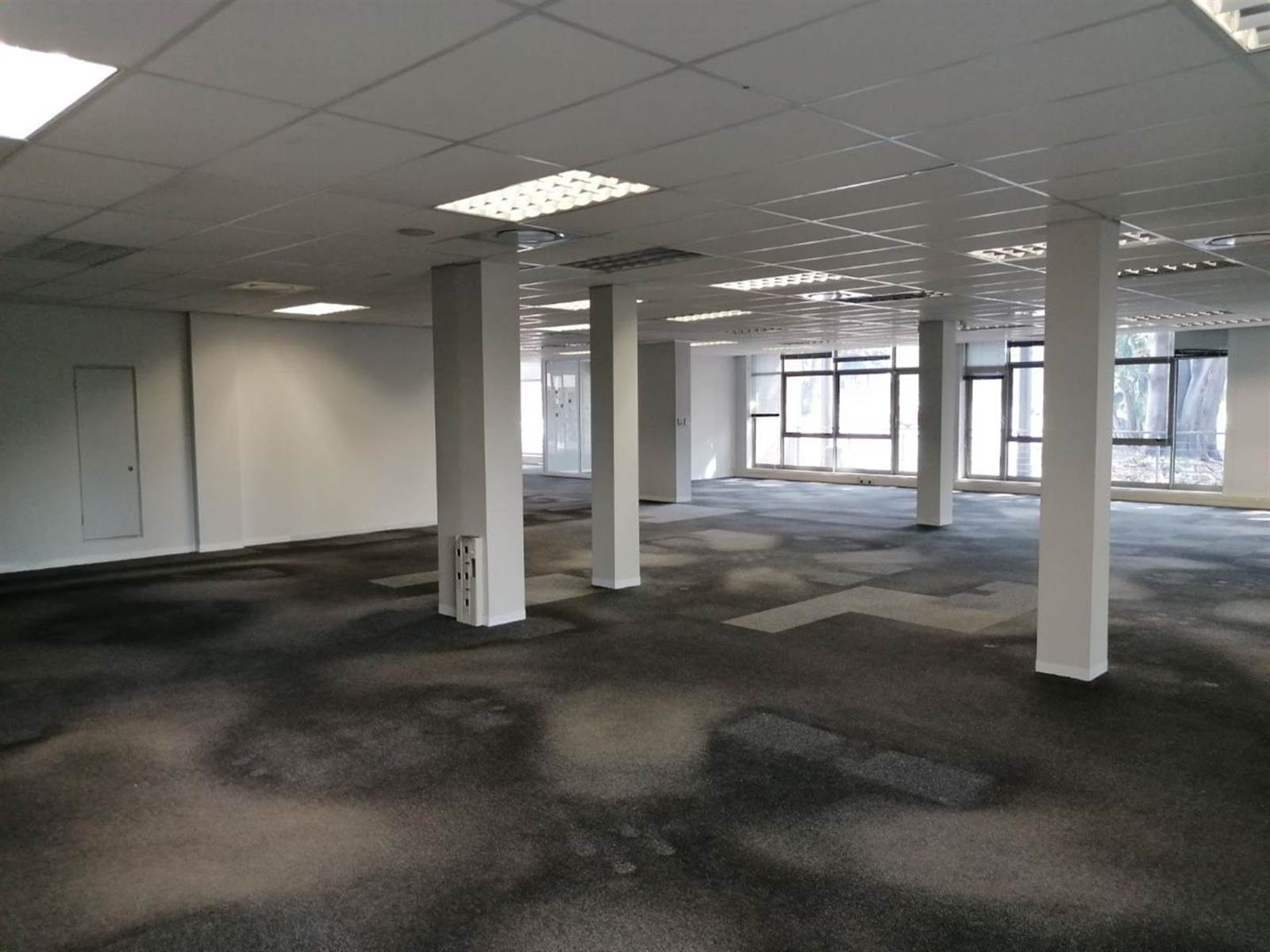 487.64  m² Commercial space in Bryanston photo number 6