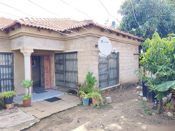 3 Bedroom House 3 Bedroom House