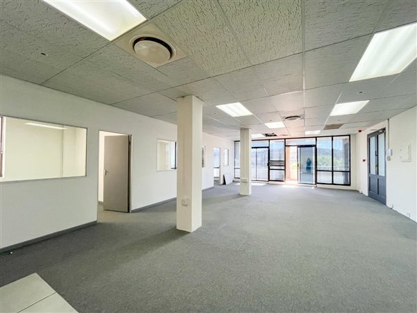 161.8  m² Office Space