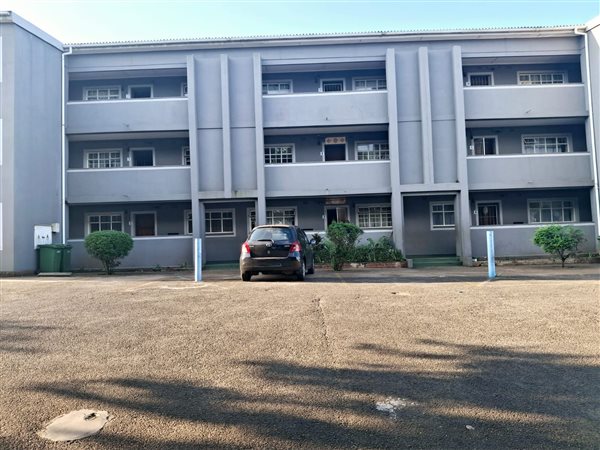 1 Bedroom Flat 1 Bedroom Flat