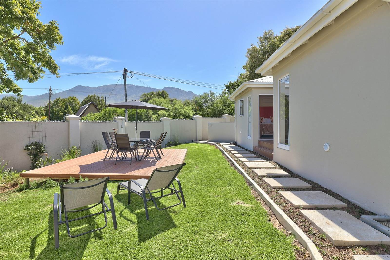 2 Bed House in Constantia photo number 13