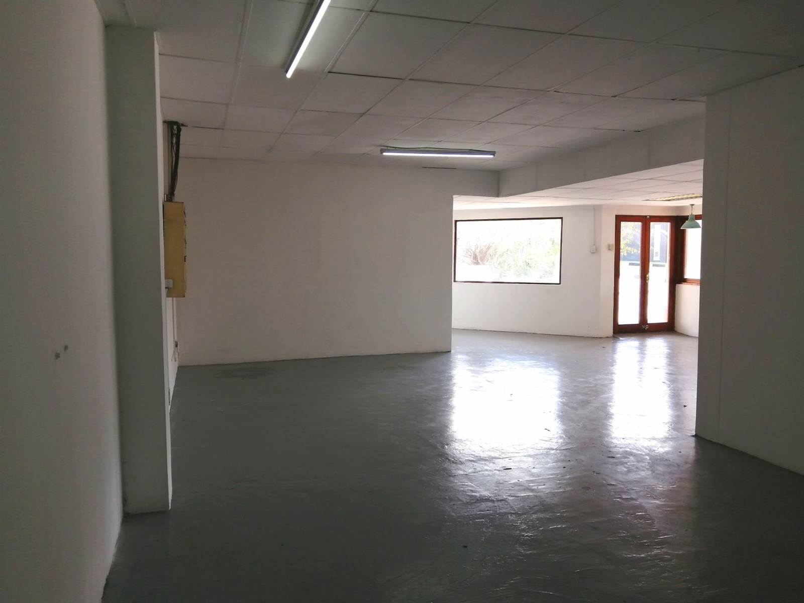 360  m² Office Space in Alberton photo number 9