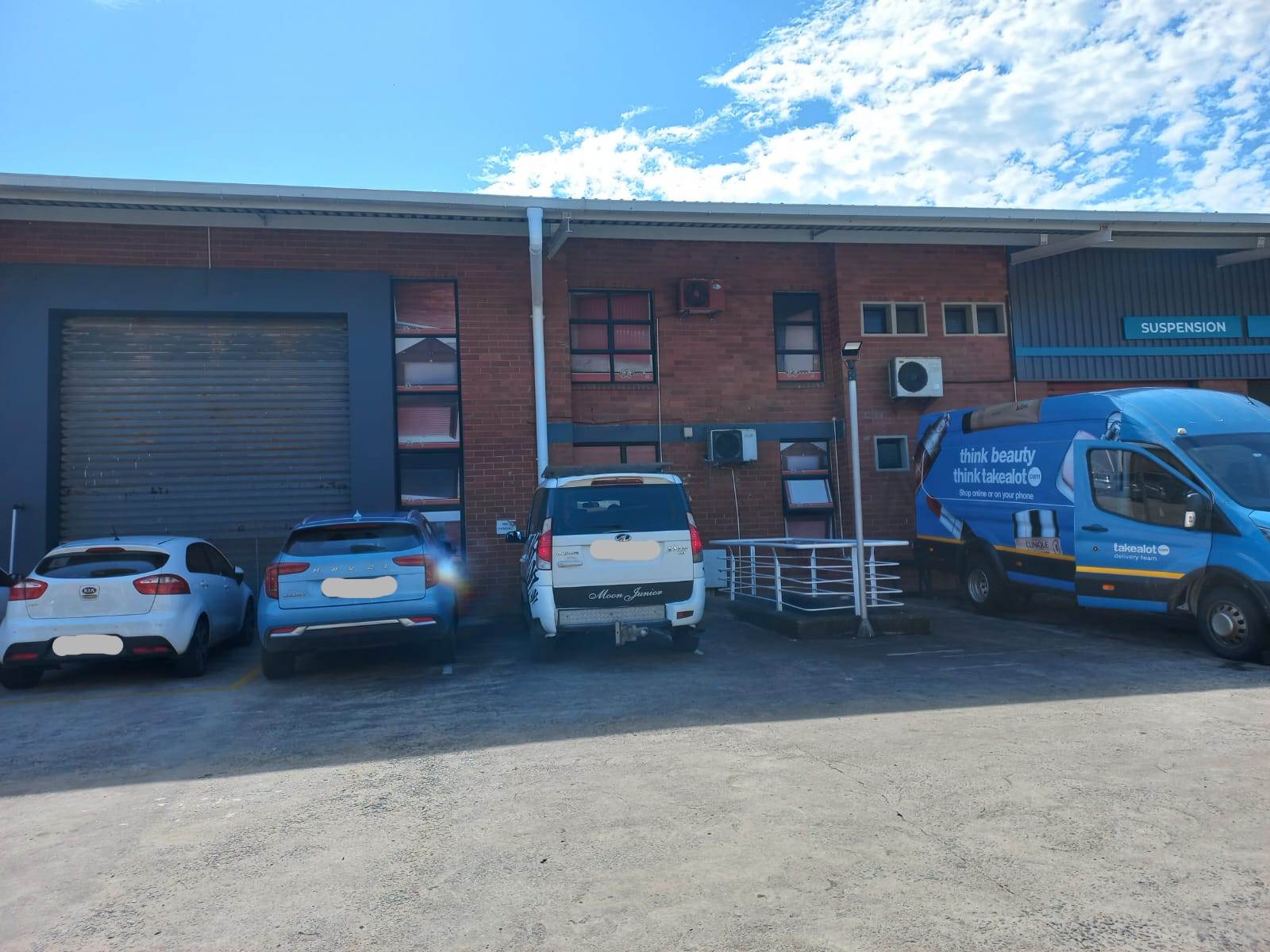 395  m² Industrial space in Red Hill photo number 1