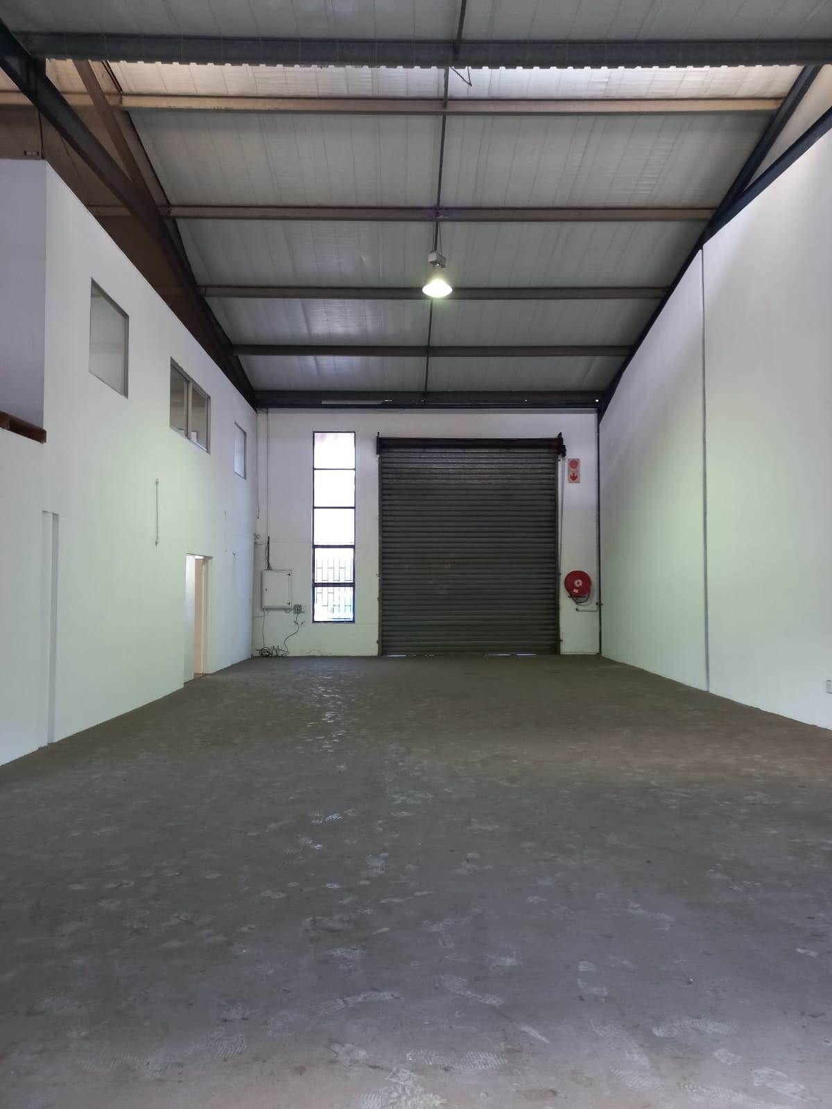 395  m² Industrial space in Red Hill photo number 9