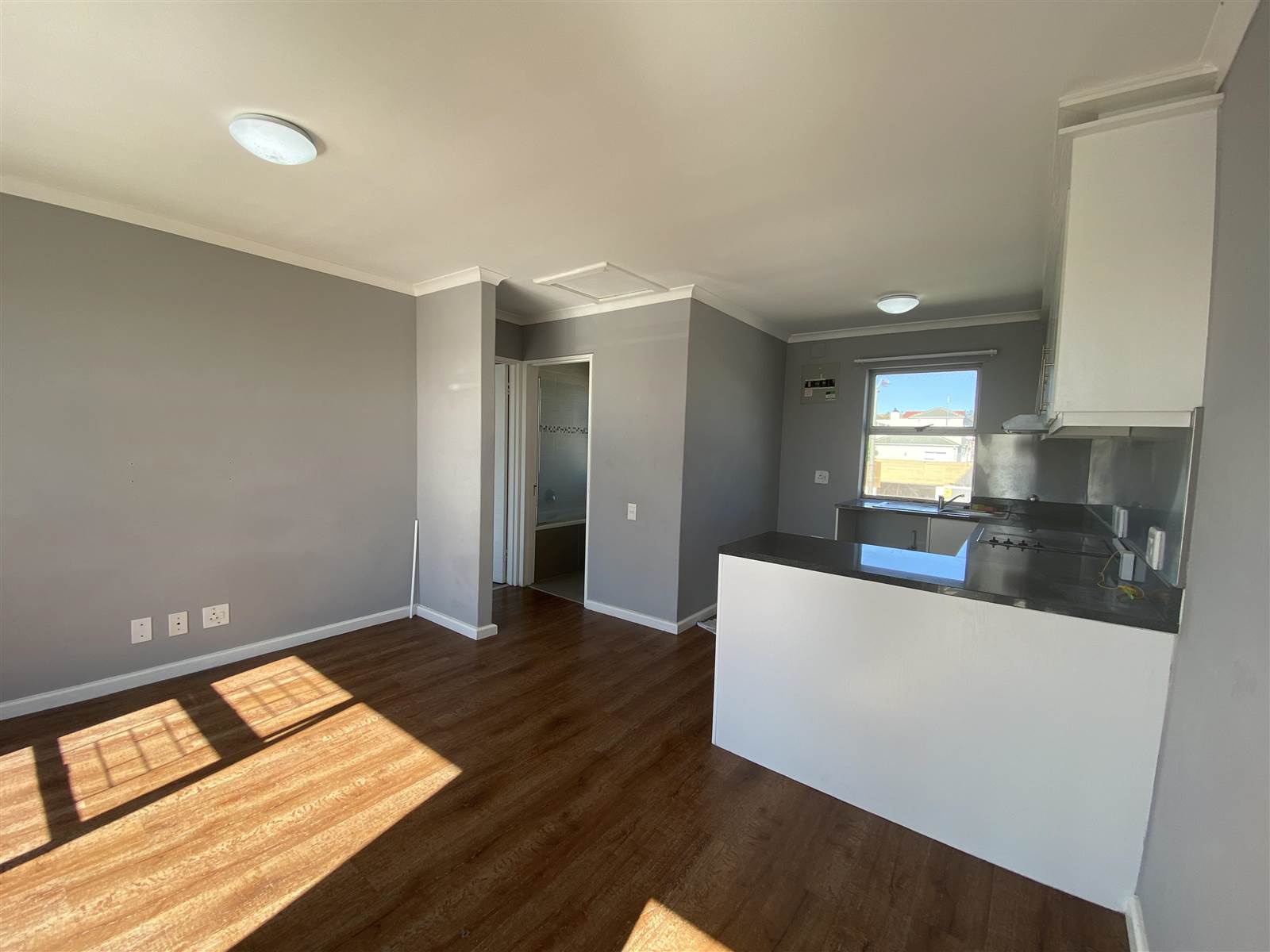 1 Bed Apartment in Milnerton Ridge photo number 1