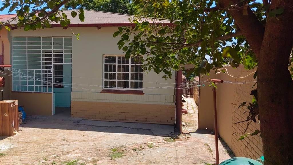 2 Bed House in Rosettenville photo number 14