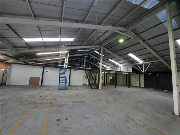 1 000  m² Industrial space