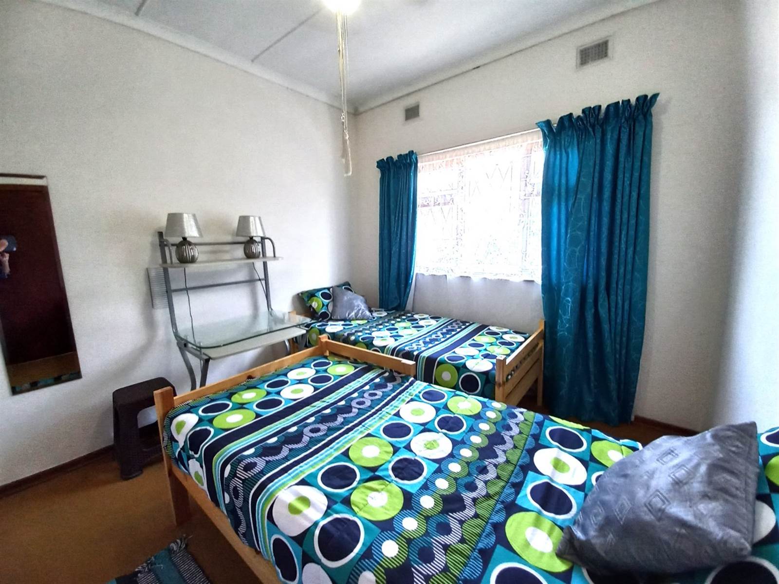 2 Bed Apartment in Umtentweni photo number 16
