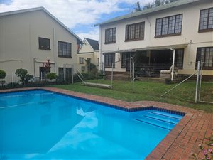 2 Bed Apartment in Scottsville
