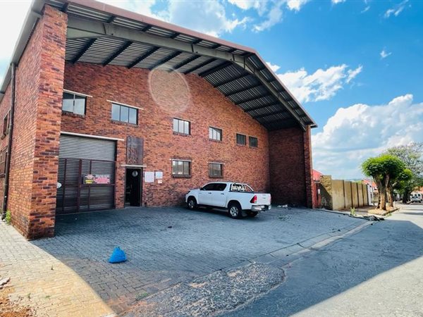 650  m² Industrial space in Wentworth Park