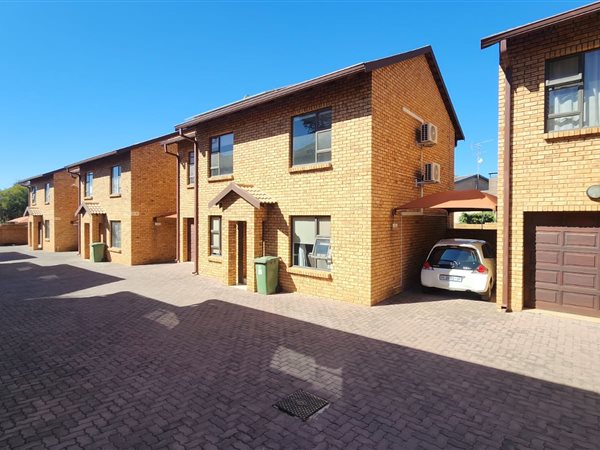 3 Bed Townhouse