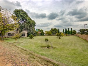 2.4 ha Smallholding in Marister