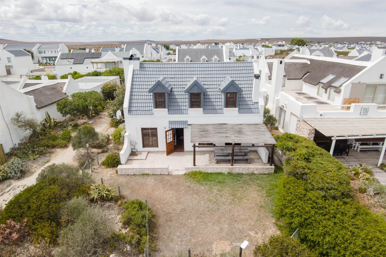 4 Bed House in Paternoster photo number 5