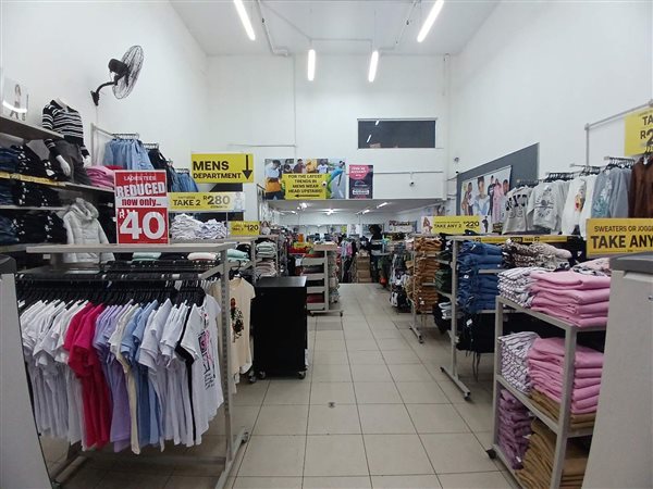 267 m² Retail Space 267 m² Retail Space