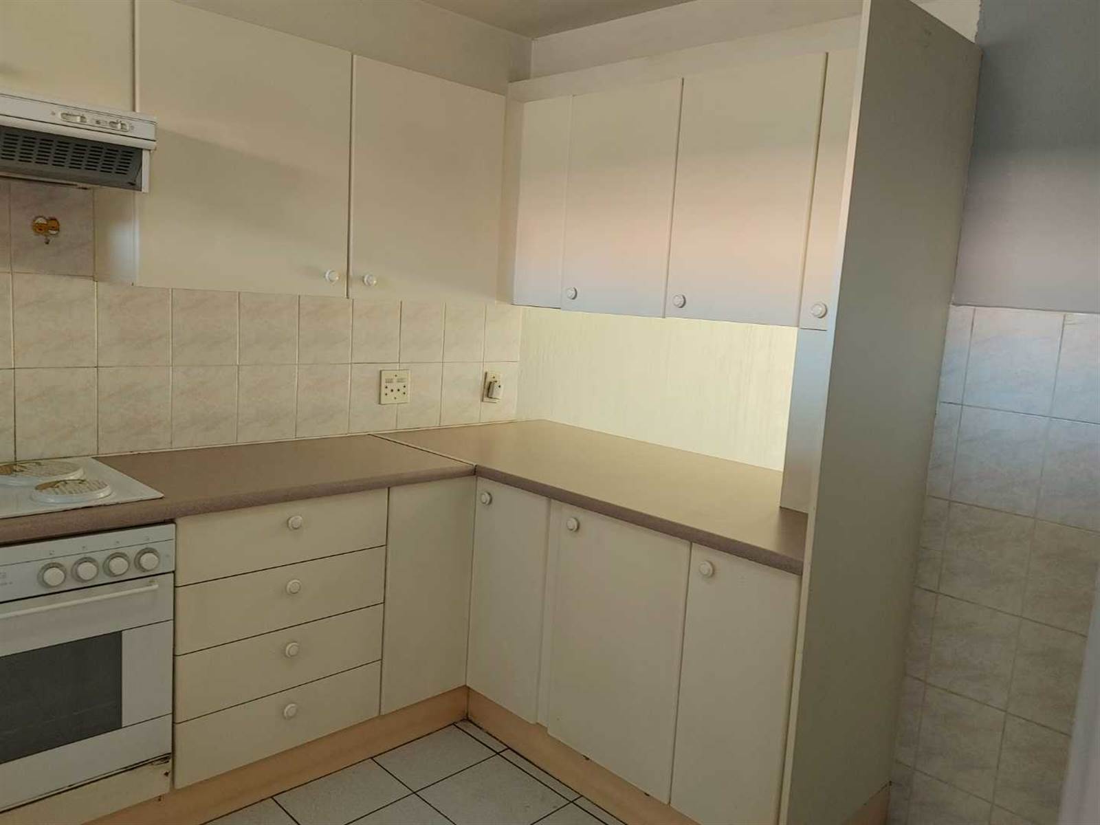 2 Bed Townhouse in Alberton photo number 8