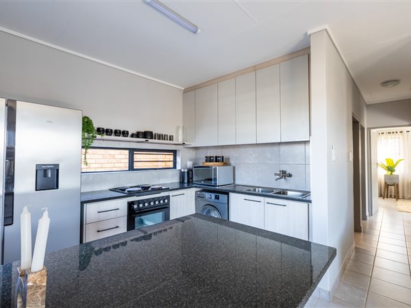 3 Bedroom House 3 Bedroom House