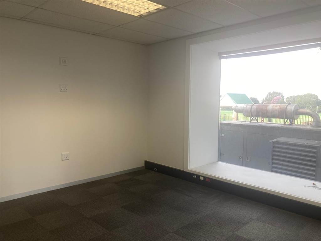 235  m² Commercial space in Illovo photo number 7