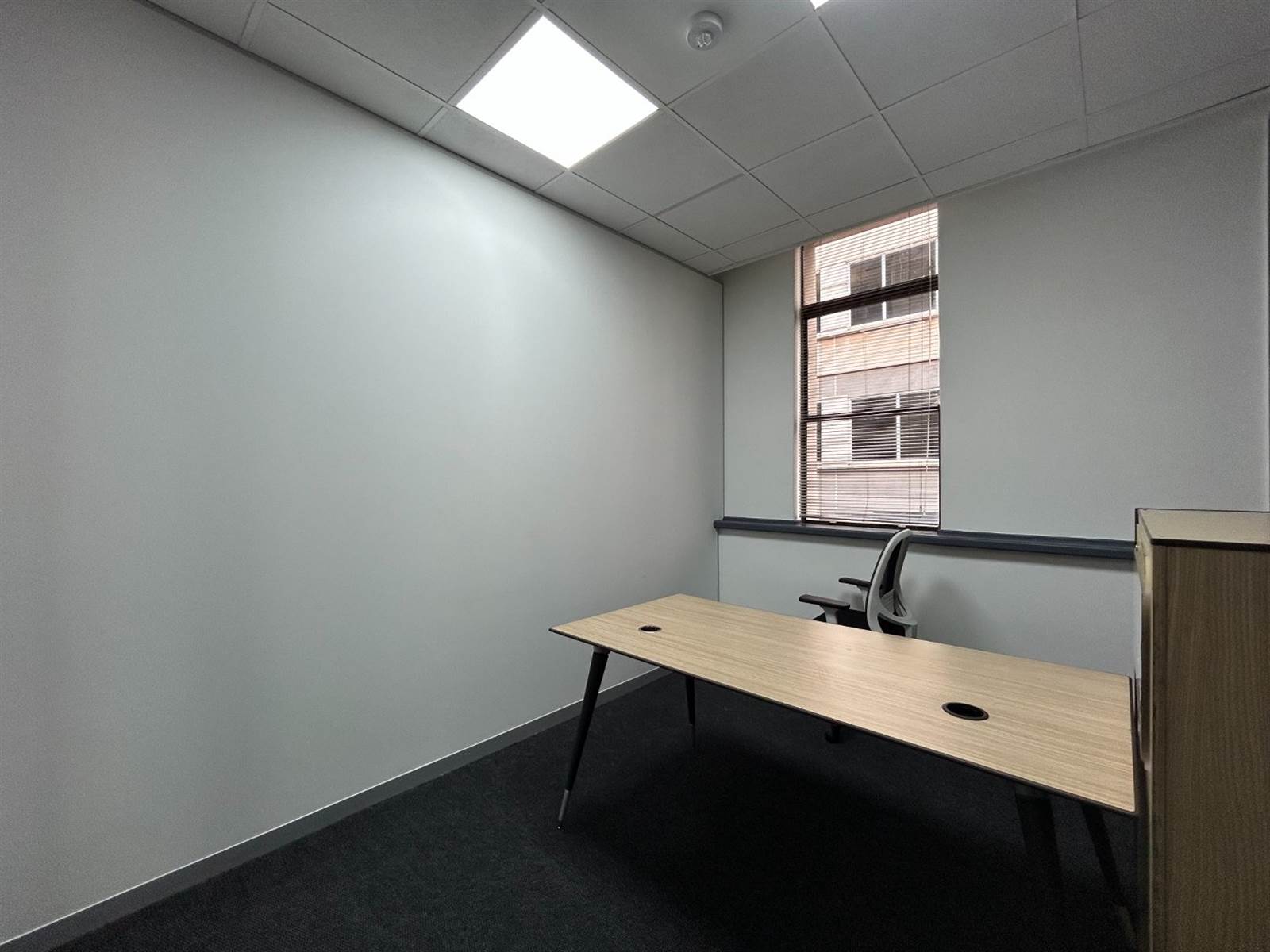 19  m² Office Space in Sandown photo number 3