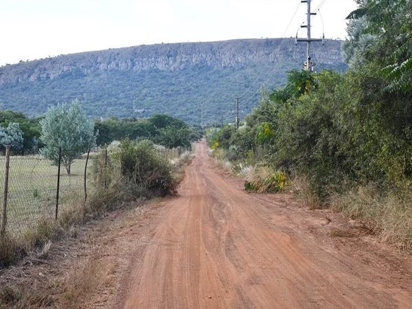 22 ha Land available in Kameeldrift West