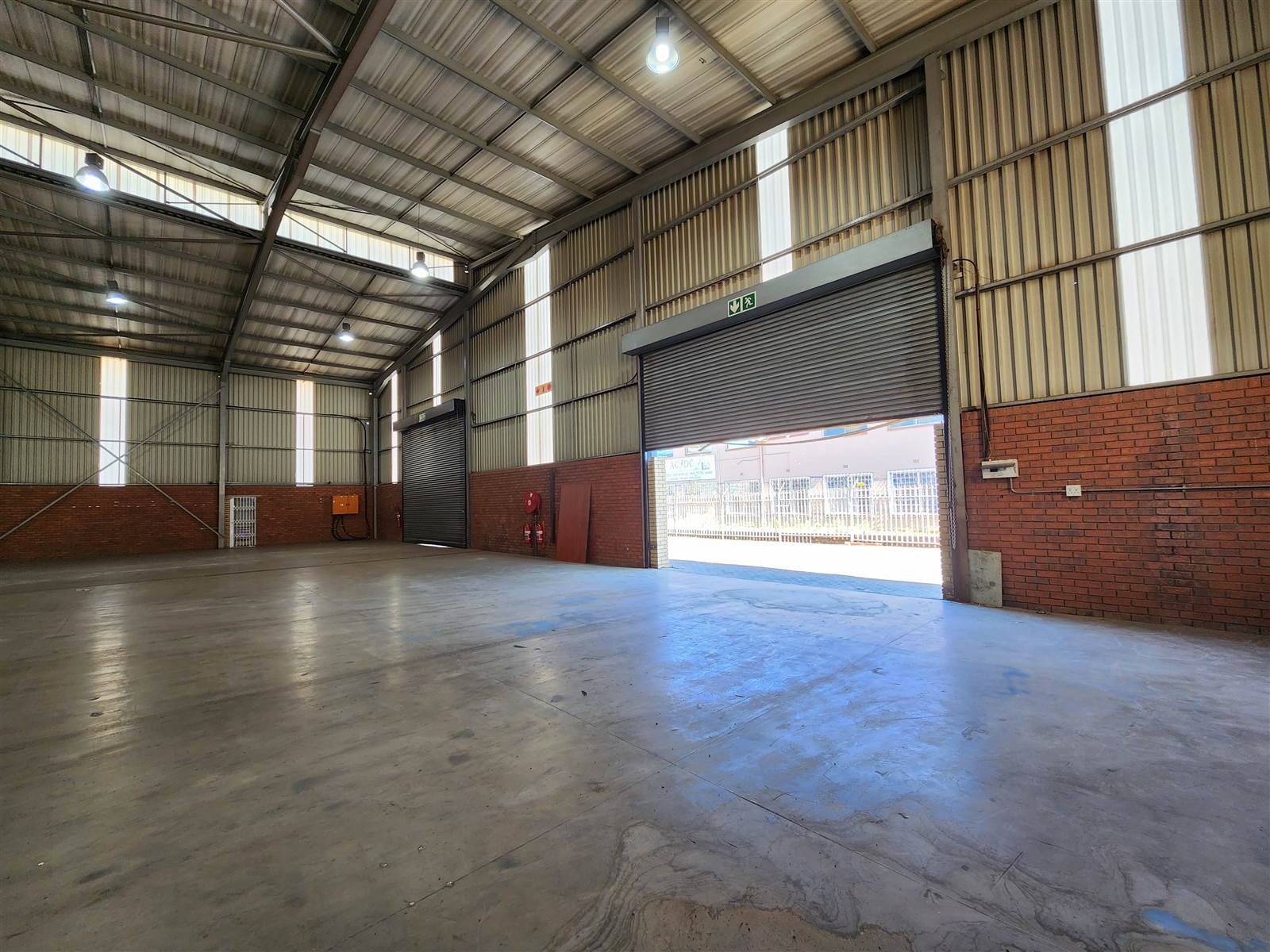 1831  m² Industrial space in Driehoek photo number 11