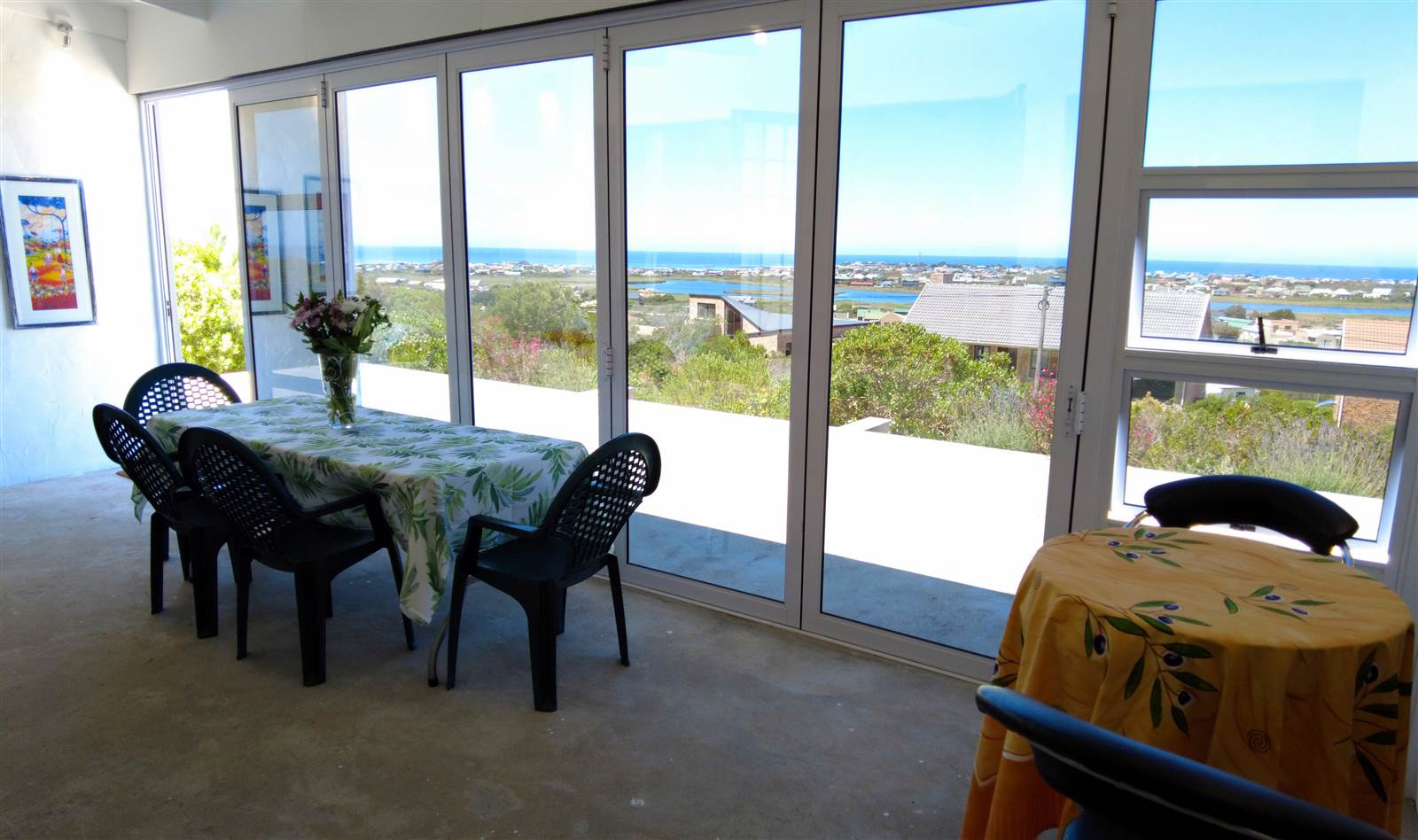 3 Bed House in Bettys Bay photo number 6