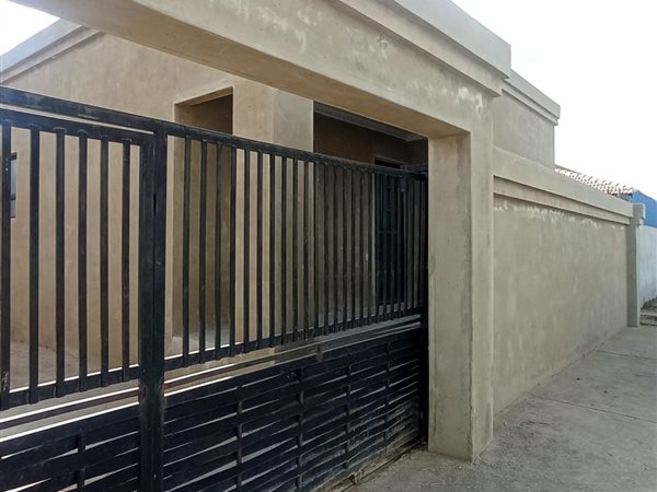 2 Bedroom House 2 Bedroom House