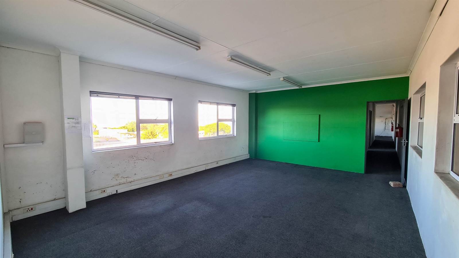 1303  m² Commercial space in Woodbrook photo number 15