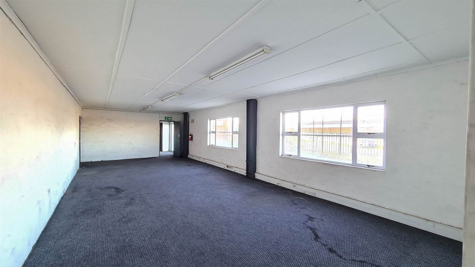 1303  m² Commercial space in Woodbrook photo number 18