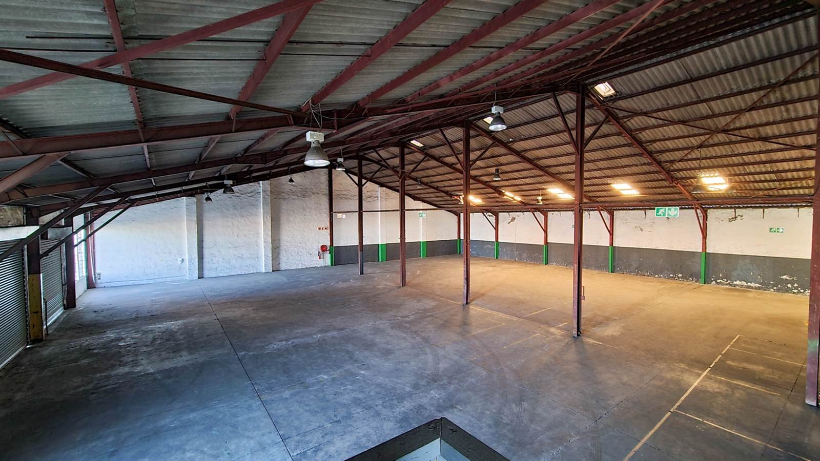 1303  m² Commercial space in Woodbrook photo number 12