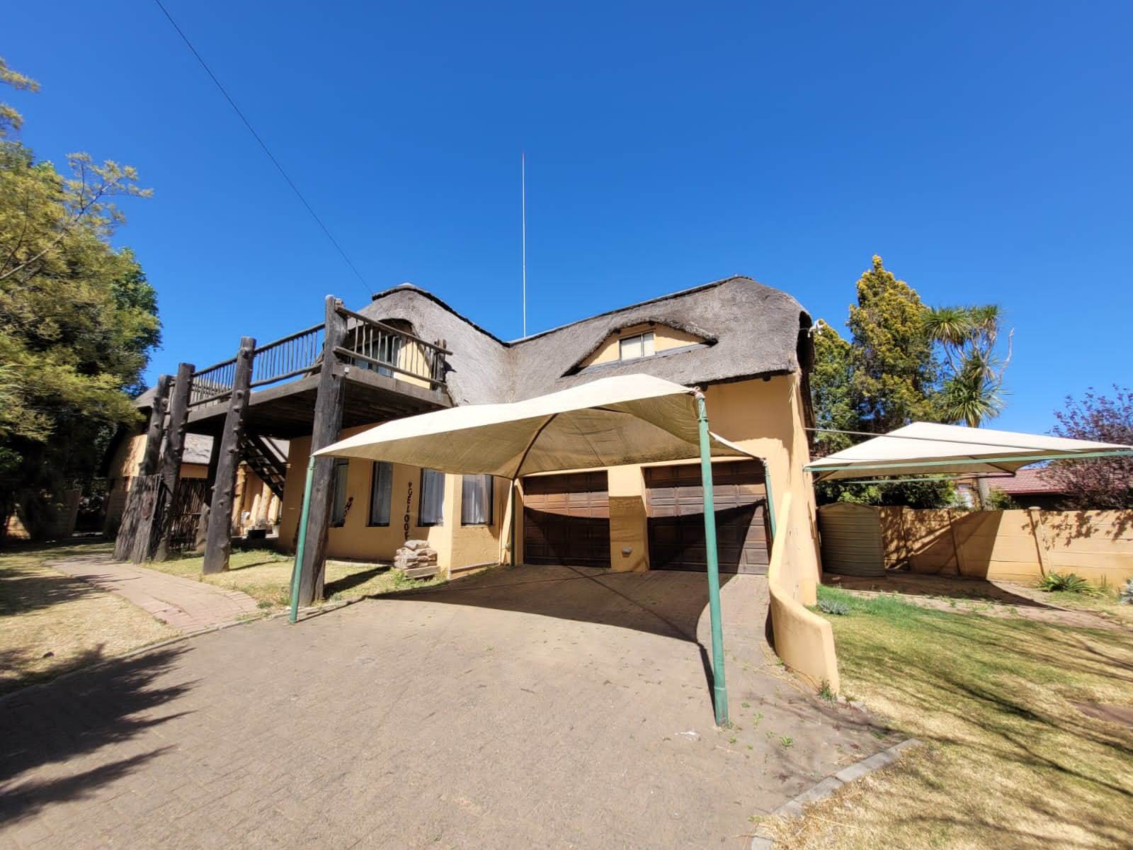 5 Bed House in Panorama photo number 1
