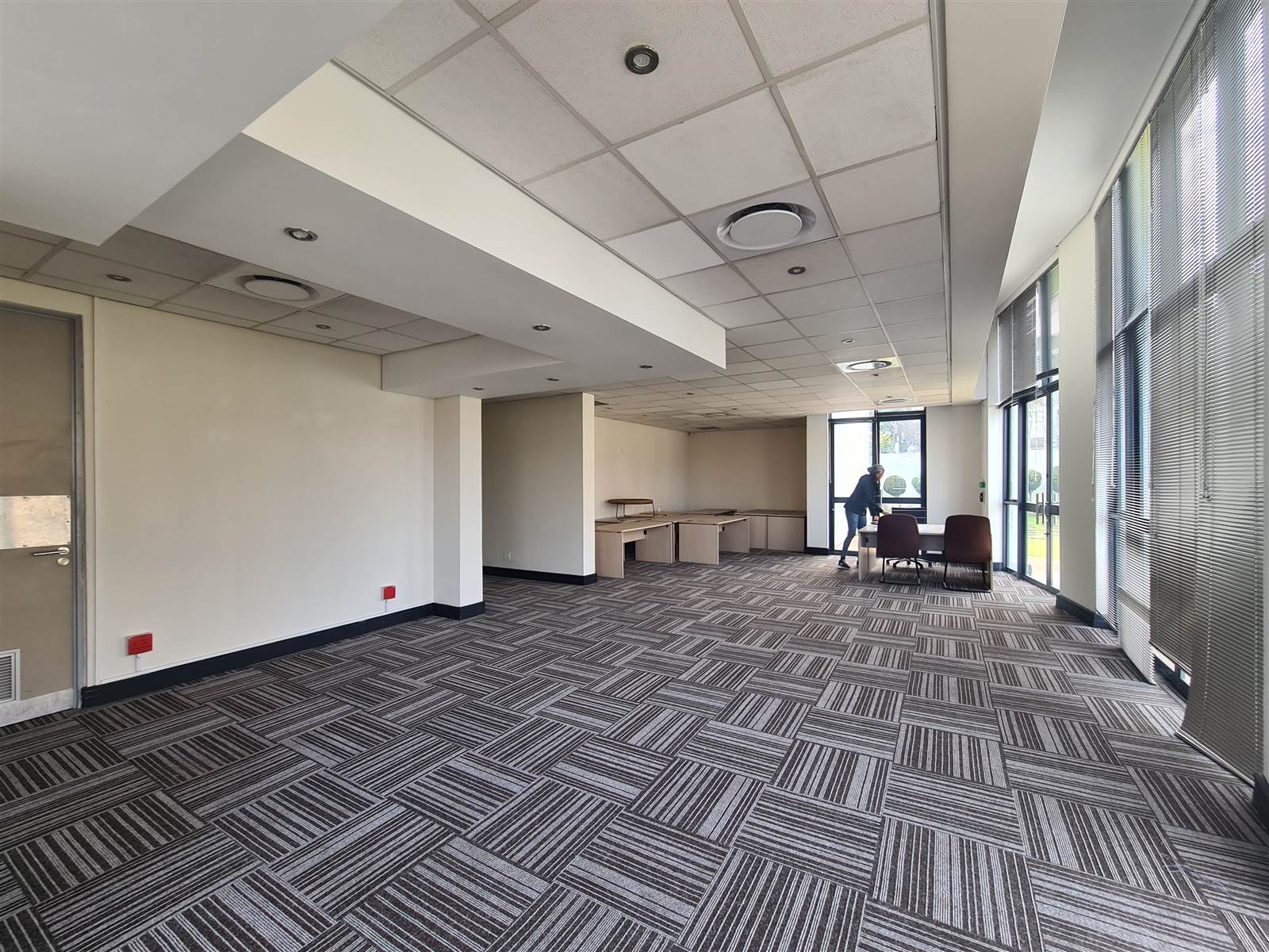 1691  m² Commercial space in Bryanston photo number 19