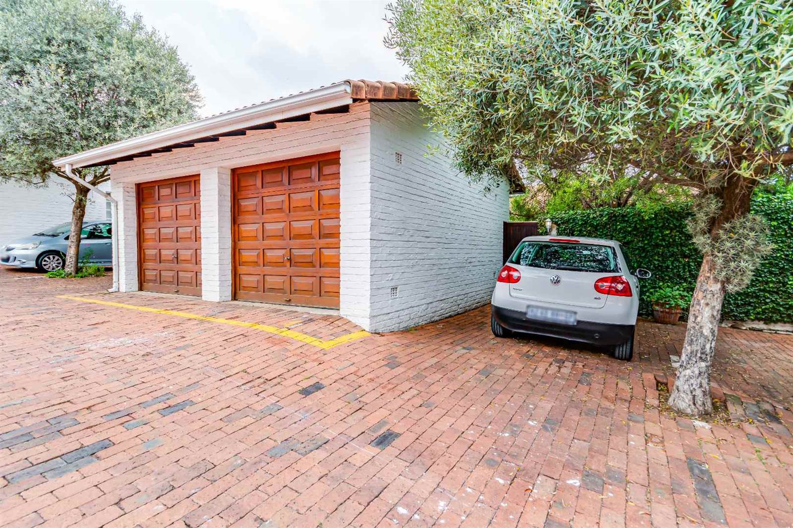 3 Bed Townhouse in Craighall Park photo number 25