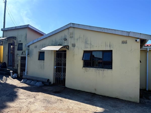 3 Bedroom House 3 Bedroom House