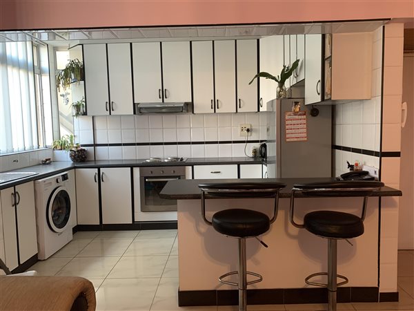 1 Bed Flat in South Beach